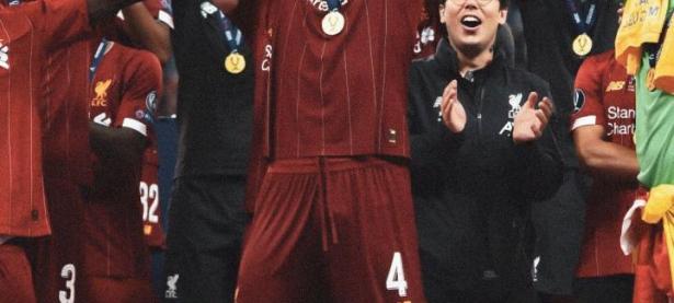 利物浦迎欧超杯关键赛，关键时刻篮板制胜，气氛紧张，赛程密集仍需轮换(利物浦对波尔图进几个)