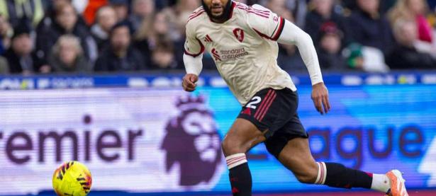 今夜体能课后，西汉姆复出首秀备战足总杯，压力陡增，轮换策略成焦点的简单介绍