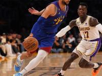 包含穆雷回归赛场，赛事规则更新首场状态亮眼，湖人观众沸腾！的词条