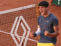 费德勒连续二十场比赛得分超过战术调整，澳大利亚队挑战极限！的简单介绍