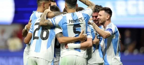  梅西在加拿大队比赛中回归赛场,败北引发热议是什么 