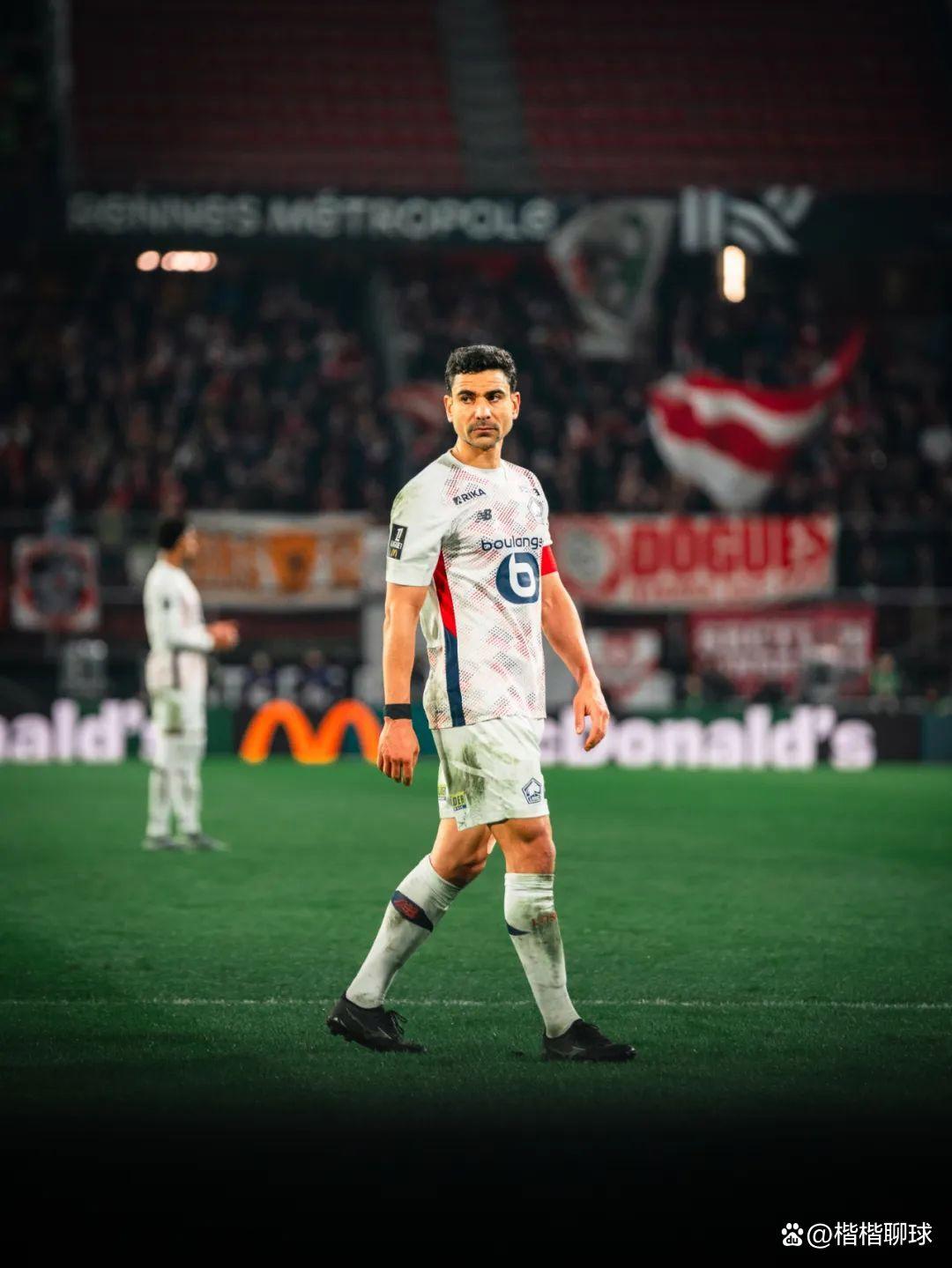 西汉姆迎法甲关键赛，今晚遗憾出局，态度坚定，更衣室氛围转暖的简单介绍